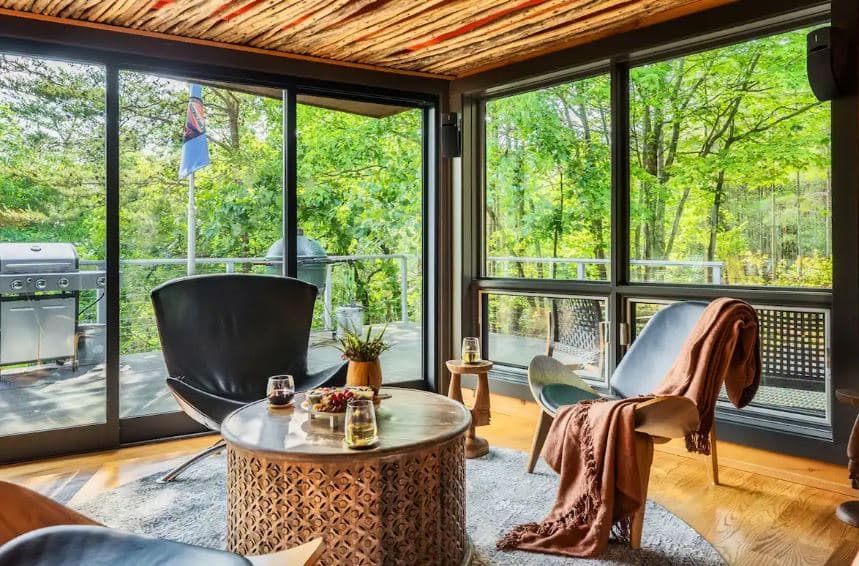 Wears Valley Vacation Rental - After Sitting Area