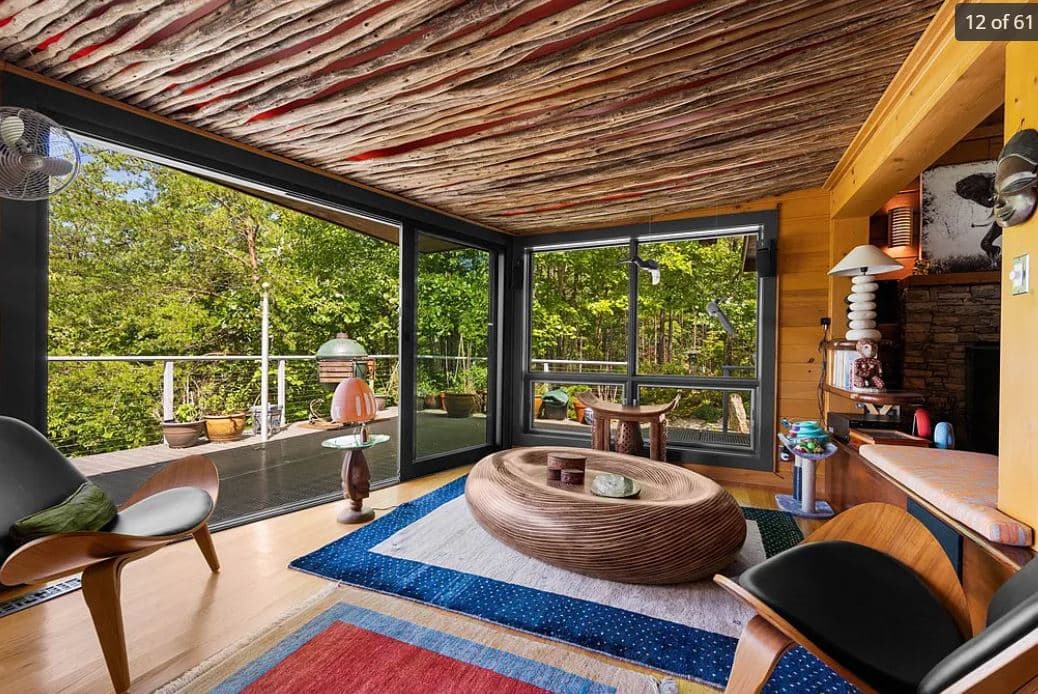 Wears Valley Vacation Rental - Before Sitting Area